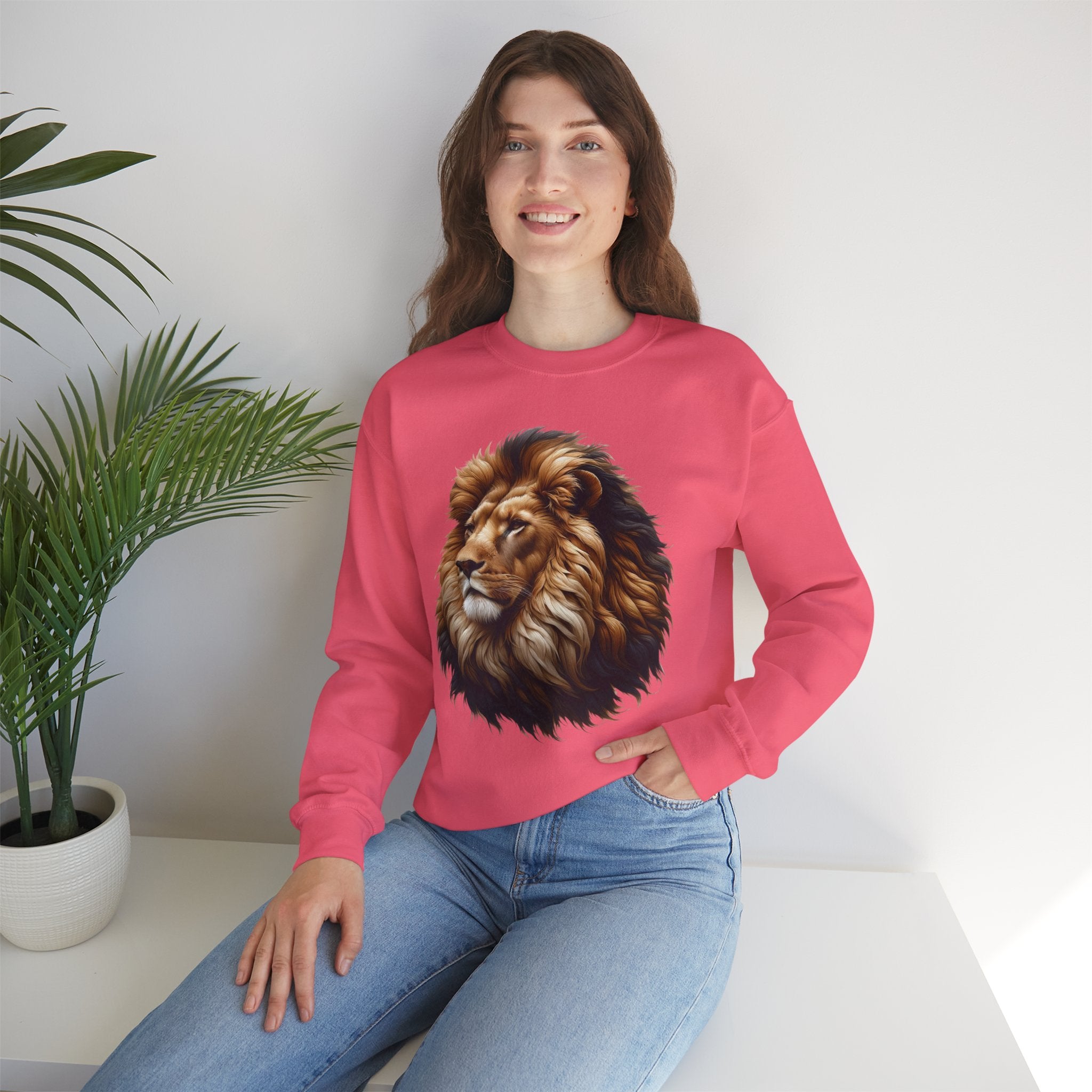 Lion Design Crewneck Sweatshirt - Relaxed Comfort for Animal Lovers