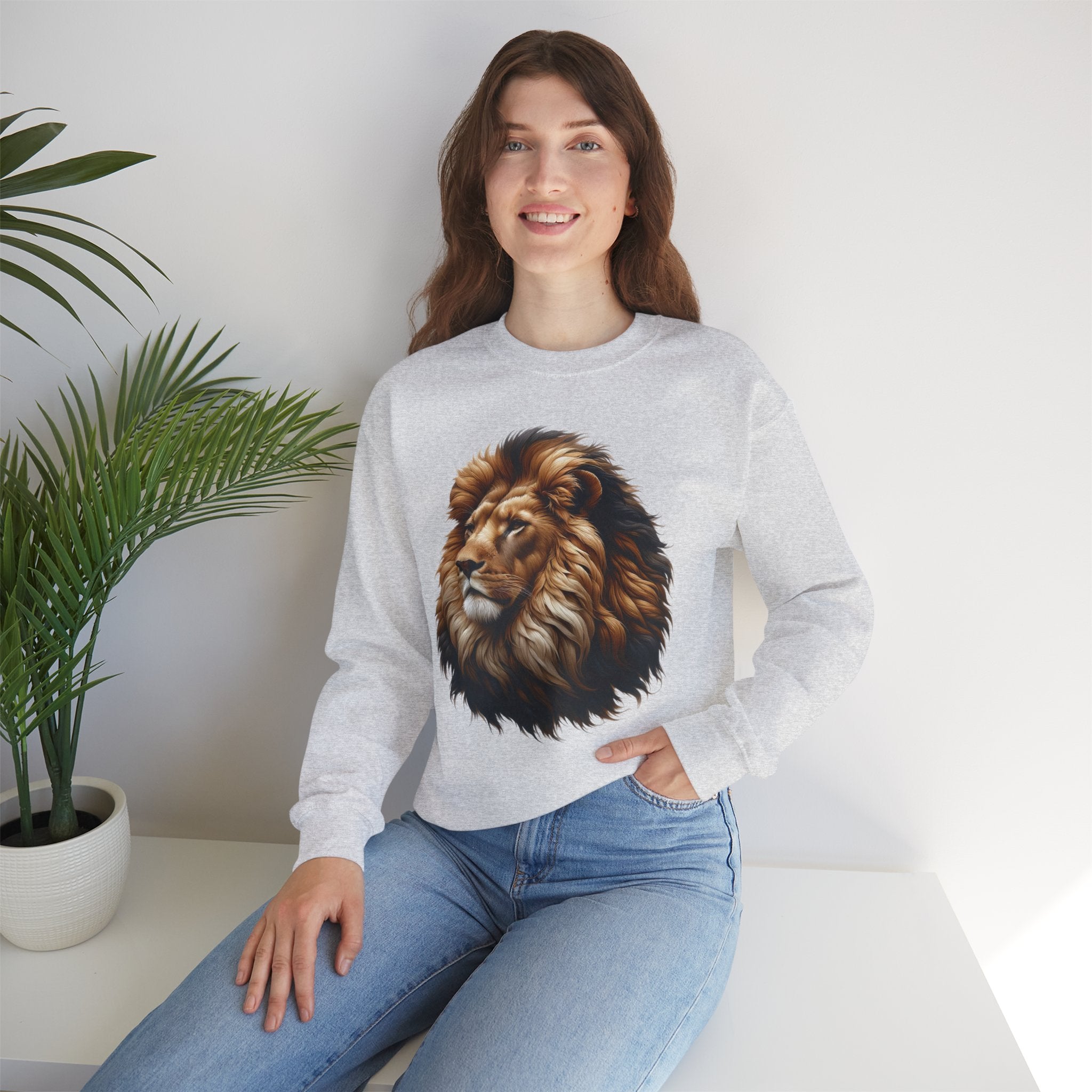 Lion Design Crewneck Sweatshirt - Relaxed Comfort for Animal Lovers