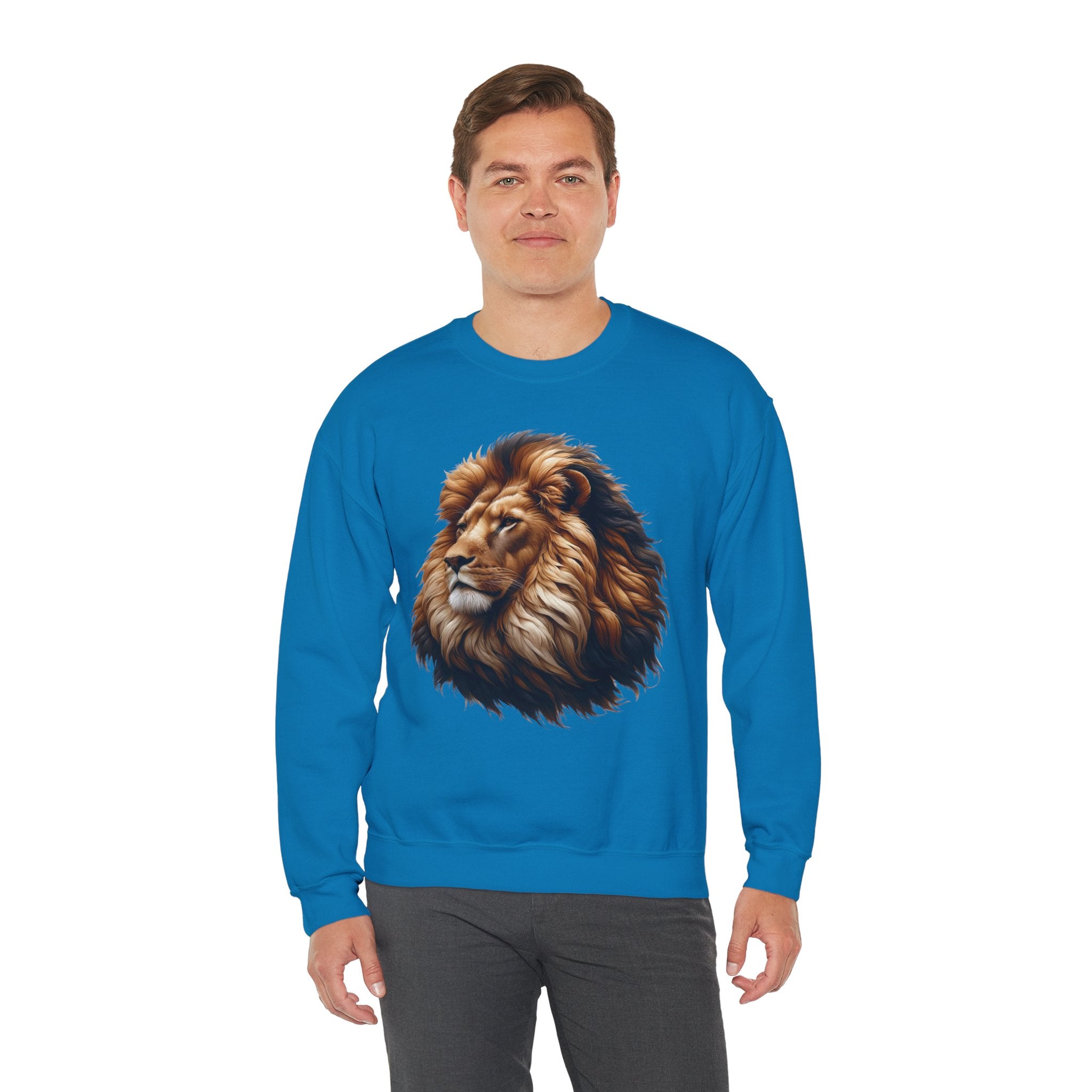 Lion Design Crewneck Sweatshirt - Relaxed Comfort for Animal Lovers