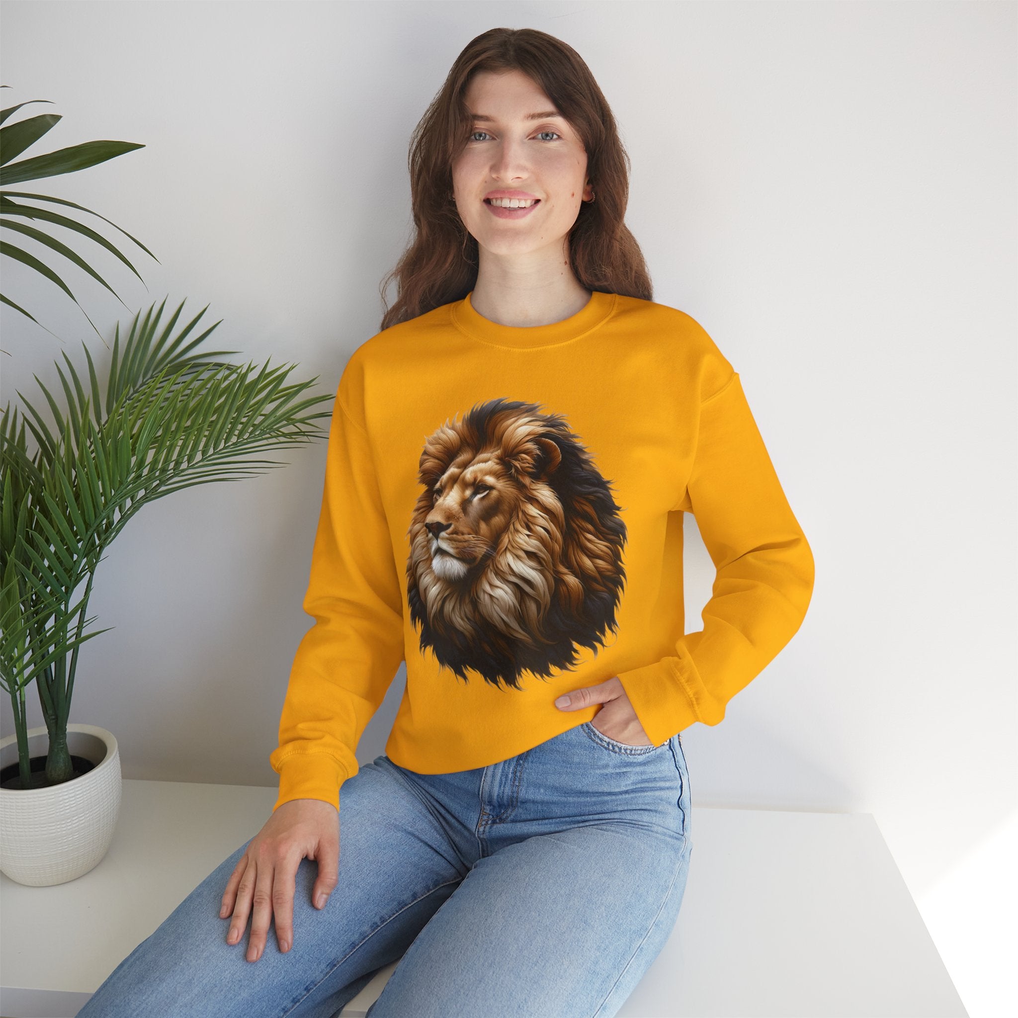 Lion Design Crewneck Sweatshirt - Relaxed Comfort for Animal Lovers