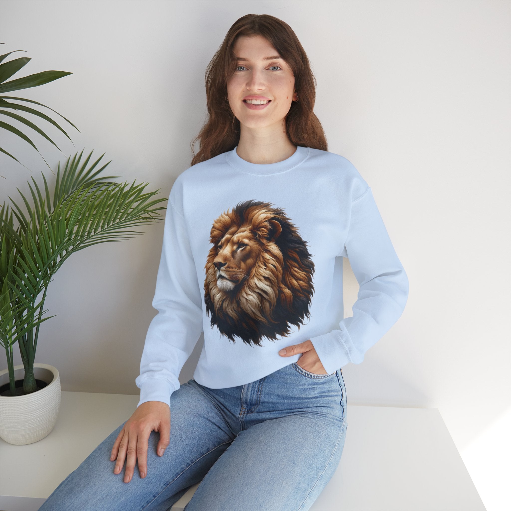 Lion Design Crewneck Sweatshirt - Relaxed Comfort for Animal Lovers