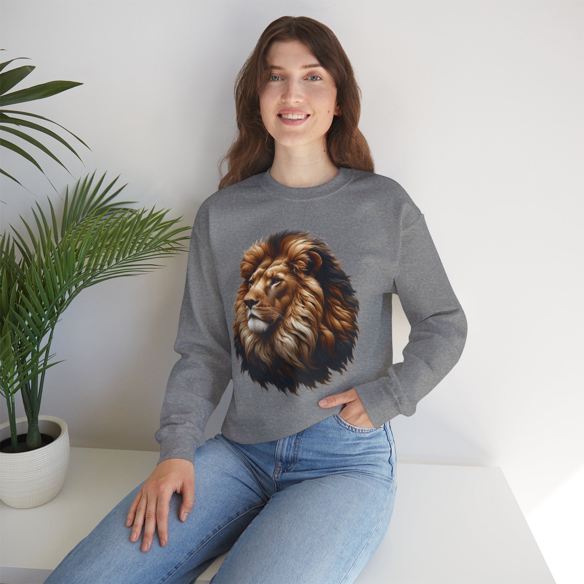 Lion Design Crewneck Sweatshirt - Relaxed Comfort for Animal Lovers