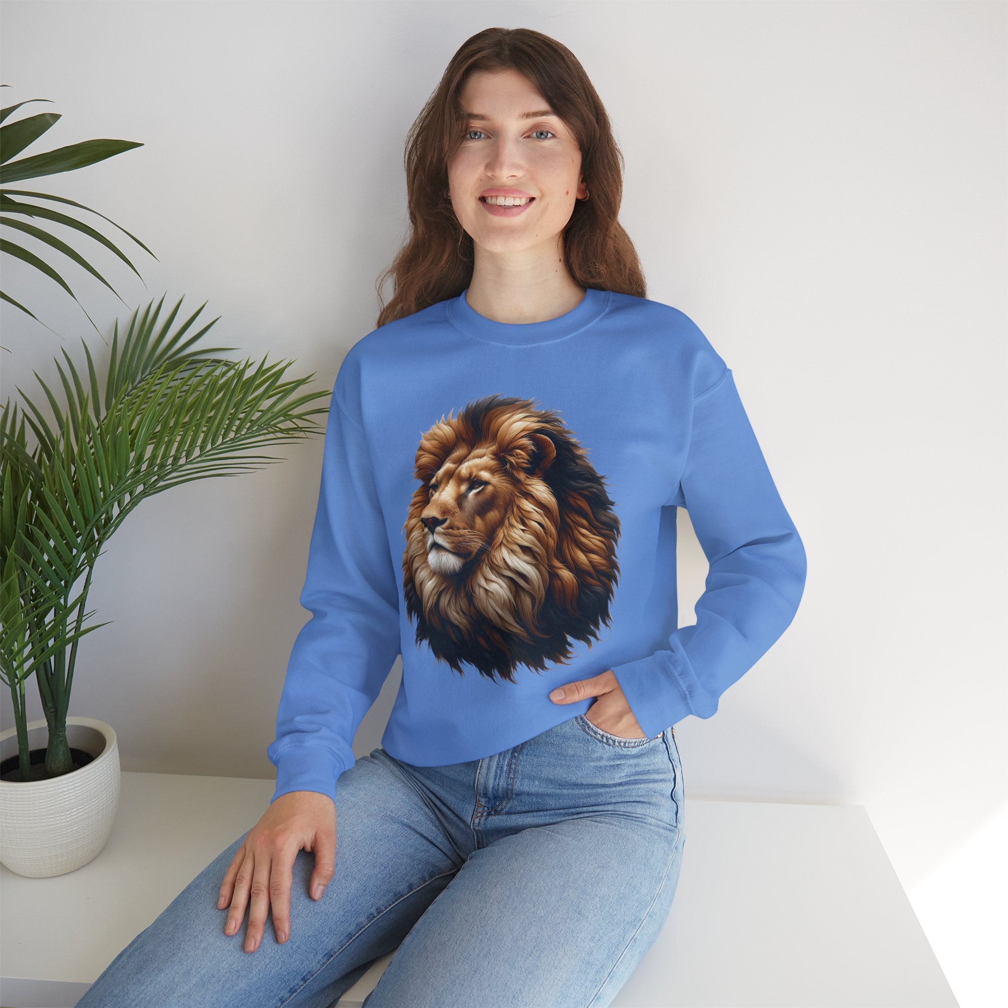 Lion Design Crewneck Sweatshirt - Relaxed Comfort for Animal Lovers